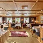 فندق Petersboden 4*
