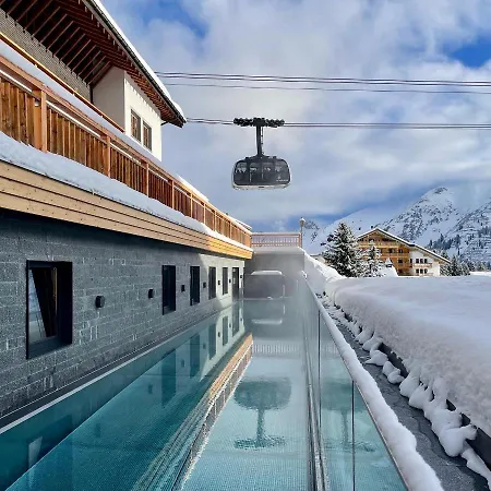 Petersboden 4* Lech